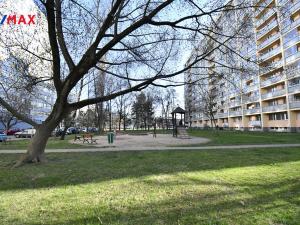 Prodej bytu 3+1, Pardubice - Polabiny, Bělehradská, 63 m2