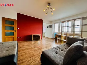 Prodej bytu 3+1, Nový Hrádek, Sokolská, 81 m2