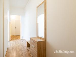 Pronájem bytu 2+1, Praha - Letňany, Tupolevova, 55 m2