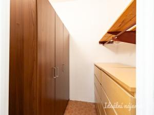 Pronájem bytu 2+1, Praha - Letňany, Tupolevova, 55 m2