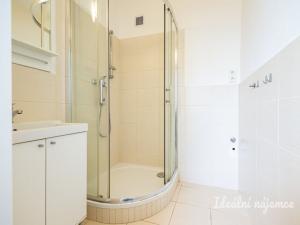 Pronájem bytu 2+1, Praha - Letňany, Tupolevova, 55 m2