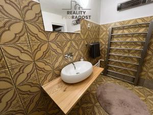 Prodej rodinného domu, Kunčice pod Ondřejníkem, 450 m2