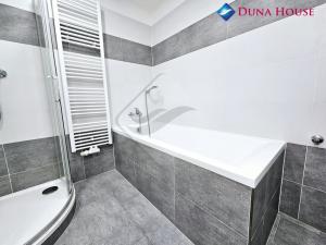 Prodej bytu 3+kk, Praha - Uhříněves, Františka Diviše, 75 m2