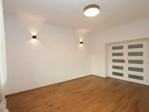 Pronájem bytu 3+kk, Pardubice - Zelené Předměstí, Sladkovského, 77 m2