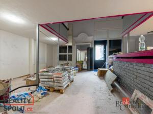 Pronájem obchodního prostoru, Plzeň - Vnitřní Město, Sedláčkova, 354 m2