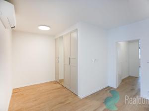 Pronájem bytu 3+kk, Praha - Řepy, Na moklině, 71 m2