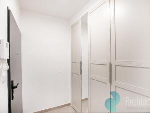 Pronájem bytu 3+kk, Praha - Řepy, Na moklině, 71 m2