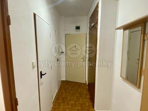 Pronájem bytu 2+1, Krnov - Pod Cvilínem, SPC P, 55 m2