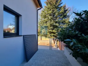 Prodej bytu 4+1, Praha - Běchovice, Pplk. Nováčka, 139 m2