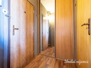 Pronájem bytu 1+1, Praha - Bohnice, Toruňská, 30 m2