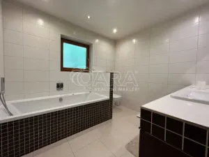 Prodej rodinného domu, Praha - Záběhlice, Dolní Chaloupky, 322 m2