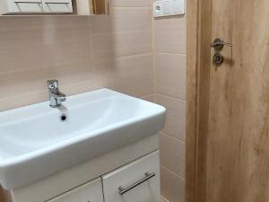 Prodej bytu 3+1, Nový Jičín - Loučka, Na Lani, 66 m2