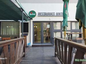 Pronájem restaurace, Praha - Stodůlky, Bašteckého, 480 m2