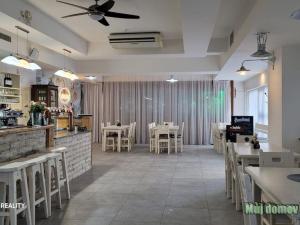 Pronájem restaurace, Praha - Stodůlky, Bašteckého, 480 m2