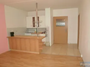 Pronájem bytu 1+kk, Praha - Modřany, Platónova, 32 m2