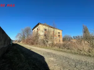 Prodej komerční nemovitosti, Vražné, 2764 m2