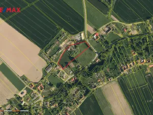 Prodej komerčního pozemku, Vražné, 6704 m2