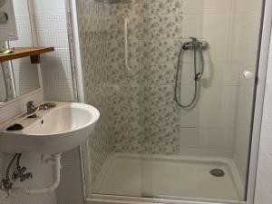 Pronájem bytu 2+1, Děčín - Děčín IV-Podmokly, Podmokelská, 68 m2