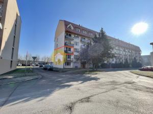 Prodej bytu 3+1, Strakonice - Strakonice II, Stavbařů, 65 m2