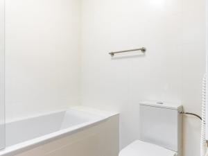 Pronájem bytu 3+kk, Praha - Kamýk, Zárubova, 68 m2