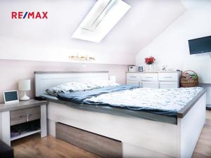 Prodej rodinného domu, Živanice, 228 m2