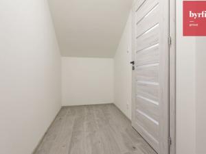 Pronájem bytu 2+kk, Opava, Vaškovo náměstí, 40 m2