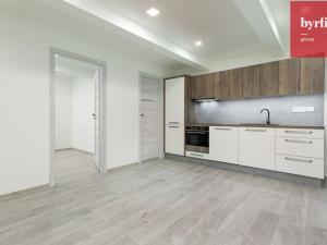 Pronájem bytu 2+kk, Opava, Vaškovo náměstí, 40 m2