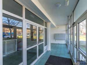Prodej bytu 3+1, Praha - Malešice, Počernická, 72 m2