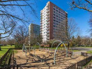 Prodej bytu 3+1, Praha - Malešice, Počernická, 72 m2