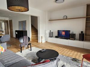 Pronájem rodinného domu, Kladno, Pechlátova, 119 m2