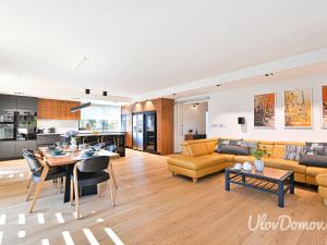 Prodej rodinného domu, Čelákovice, Matěje Koštíře, 260 m2