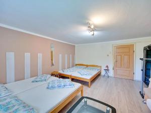 Prodej chalupy, Ostružná, 300 m2