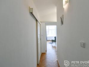 Prodej bytu 1+kk, Praha - Žižkov, Rokycanova, 41 m2