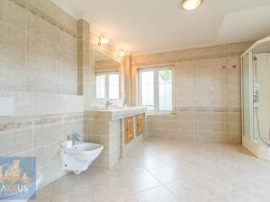 Pronájem rodinného domu, Praha - Nebušice, Ke strži, 360 m2