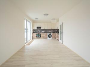 Pronájem bytu 2+kk, Praha - Ďáblice, Křižanská, 48 m2