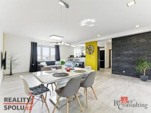 Prodej rodinného domu, Evaň, 224 m2