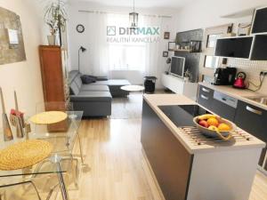 Prodej bytu 2+kk, Plzeň - Jižní Předměstí, Klatovská třída, 52 m2