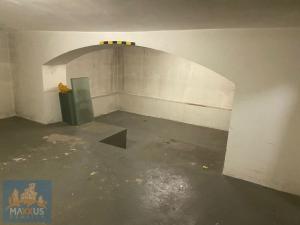 Pronájem obchodního prostoru, Praha - Vysočany, Freyova, 167 m2