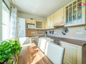 Prodej bytu 3+1, Plzeň - Lobzy, Polední, 62 m2