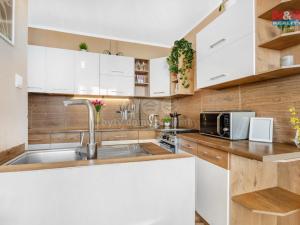 Prodej bytu 3+1, Chomutov, Kundratická, 70 m2