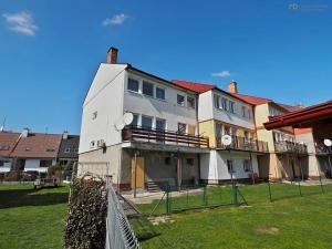Prodej bytu 3+1, Vikýřovice, Okružní, 63 m2