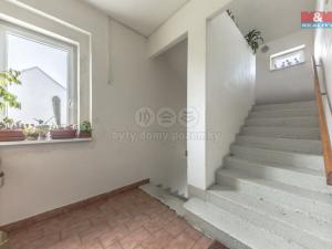 Prodej bytu 2+1, Lom, Husova, 60 m2