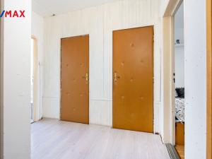 Prodej bytu 3+1, Praha - Háje, Matúškova, 72 m2