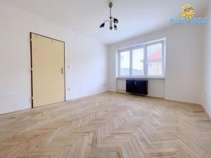 Prodej bytu 2+1, Jince, Čenkovská, 72 m2