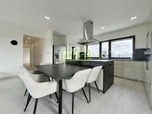 Prodej rodinného domu, Kralupy nad Vltavou, Na Vršku, 202 m2