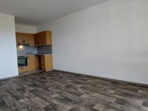 Pronájem bytu 1+kk, Valašské Meziříčí, U Vodojemu, 30 m2