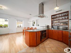 Prodej rodinného domu, Hradec Králové, Drtinova, 205 m2