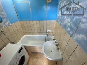 Prodej bytu 3+1, Mariánské Lázně - Úšovice, Hroznatova, 65 m2