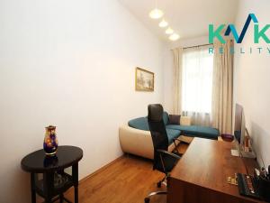 Prodej bytu 3+1, Karlovy Vary, T. G. Masaryka, 77 m2