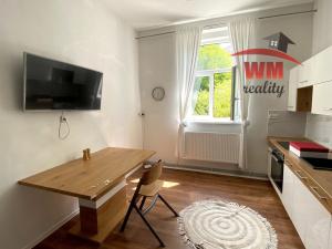 Pronájem bytu 1+1, Dalovice, U Kostela, 38 m2